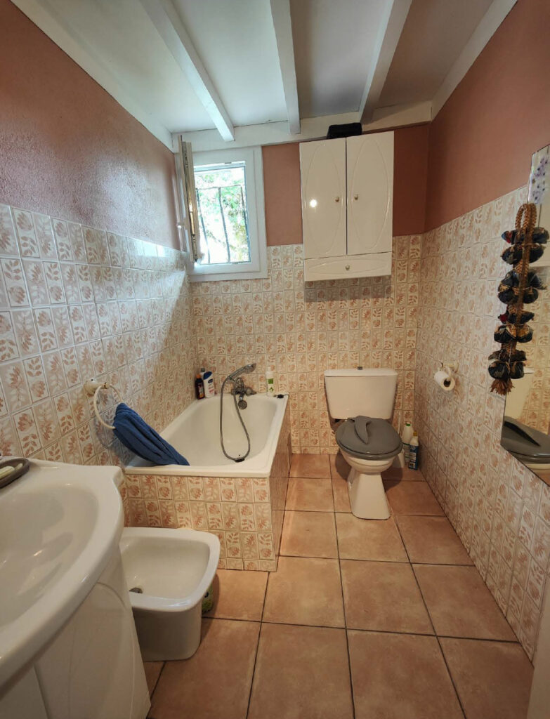 Rénovation Intégrale d’une Salle de Bain Carrelée