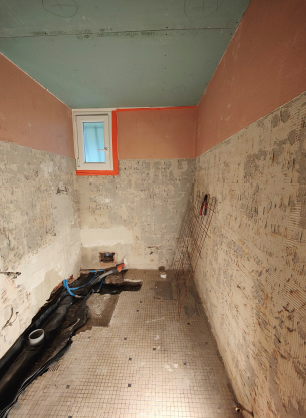 Rénovation Intégrale d’une Salle de Bain Carrelée